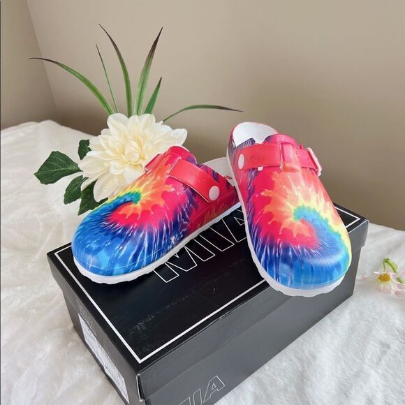 MIA Shoes - Mia Bela Print Slip-on Tie dye Clogs‎
